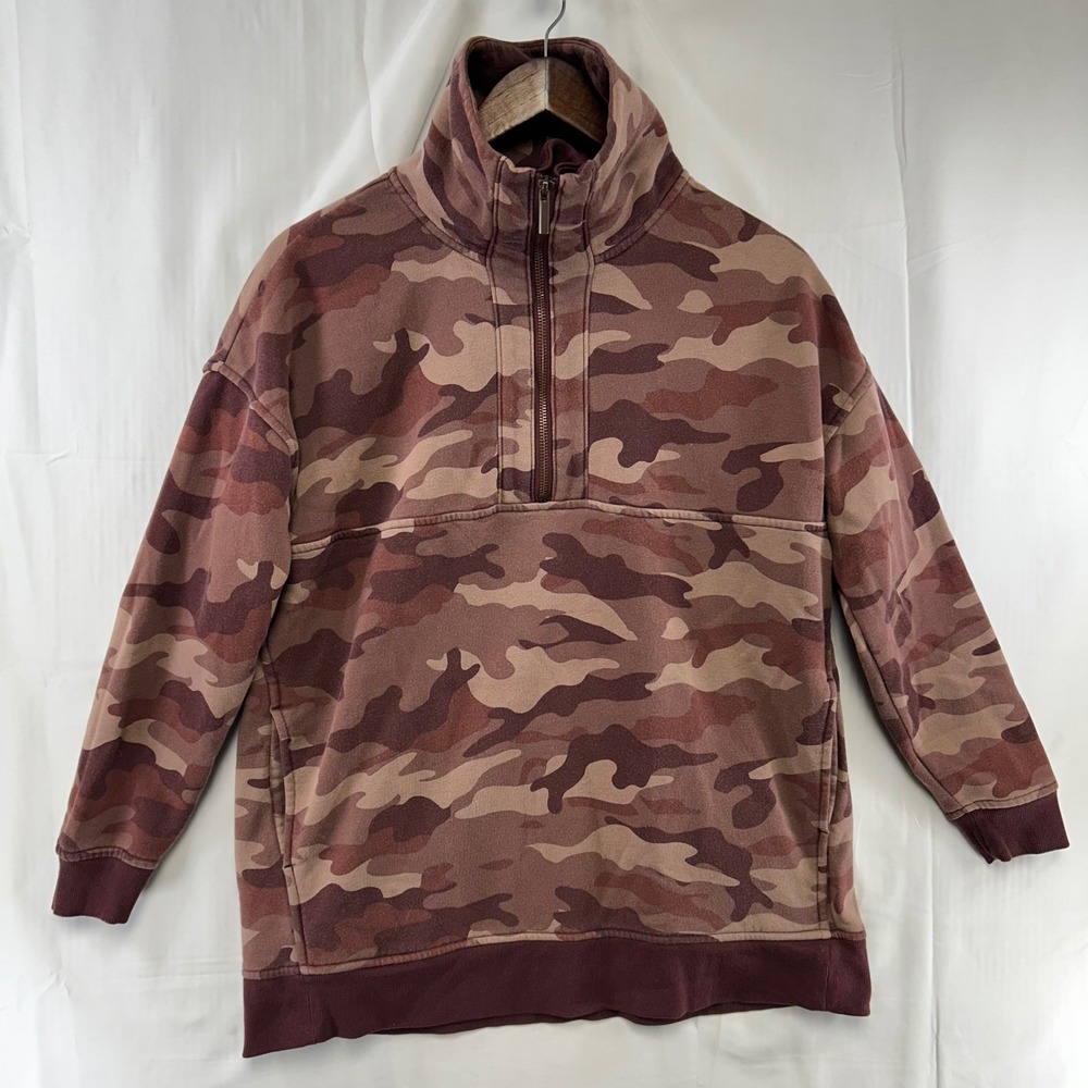 Old Navy Sweatshirt Women XS Burgundy Camo Quarter Zip Fleece Pullover